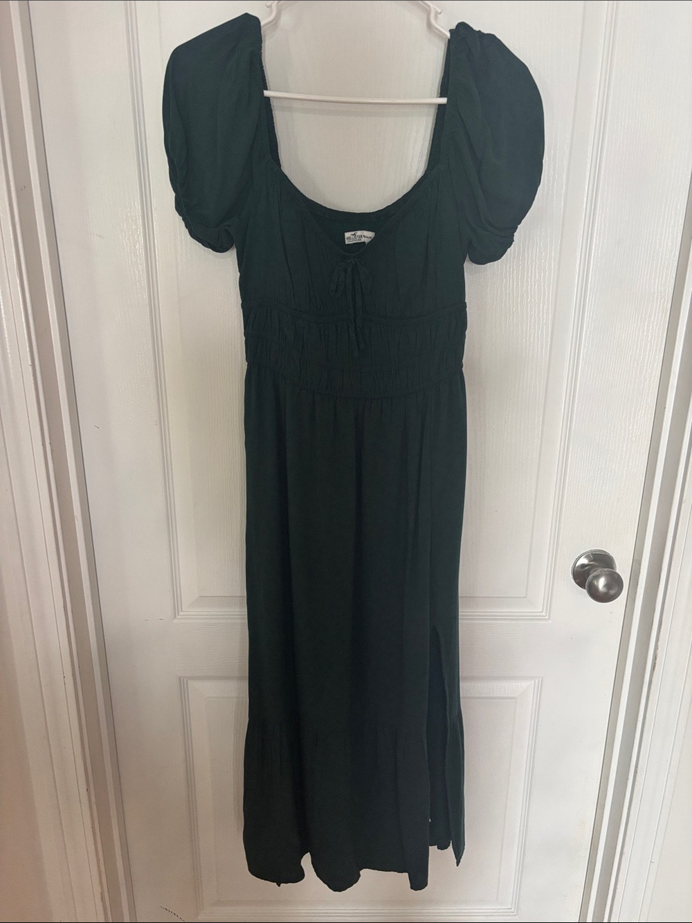 Hollister Black Puff-Sleeve Maxi Dress